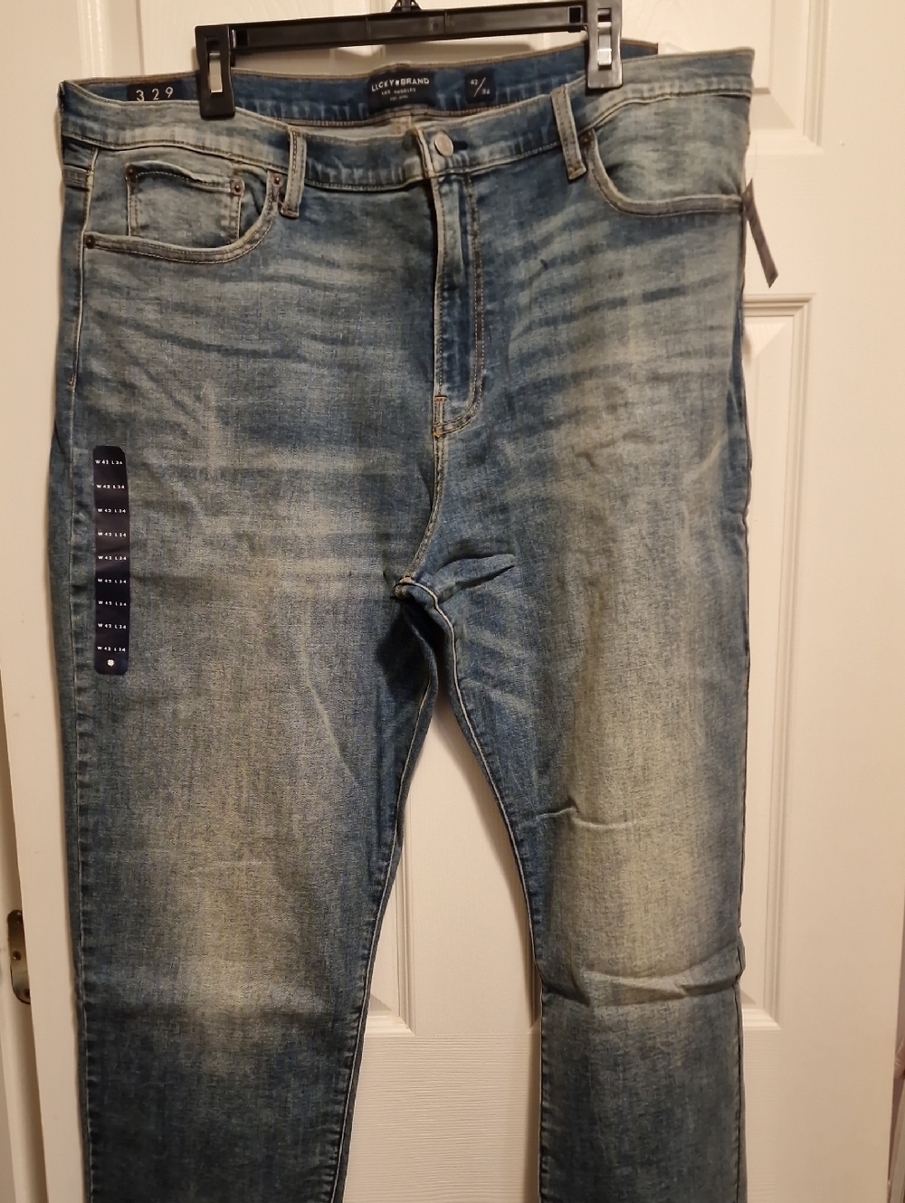 Lucky Brand Men's Light Wash Slim Straight Jeans